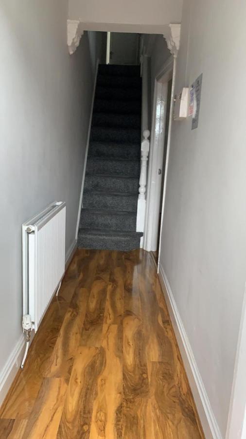 Anfield House 2 Bedroom 2 Mins From Anfield Stadium Sleeps 7 Liverpool Esterno foto